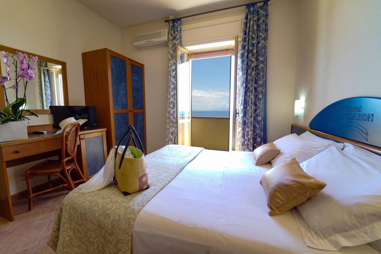 Hotel Residence Sciaron Capo Vaticano Exterior photo