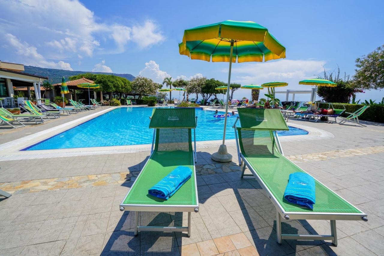 Hotel Residence Sciaron Capo Vaticano Exterior photo