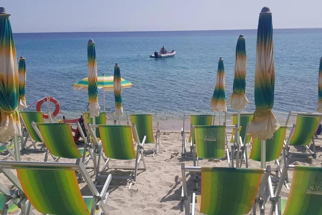 Hotel Residence Sciaron Capo Vaticano Exterior photo